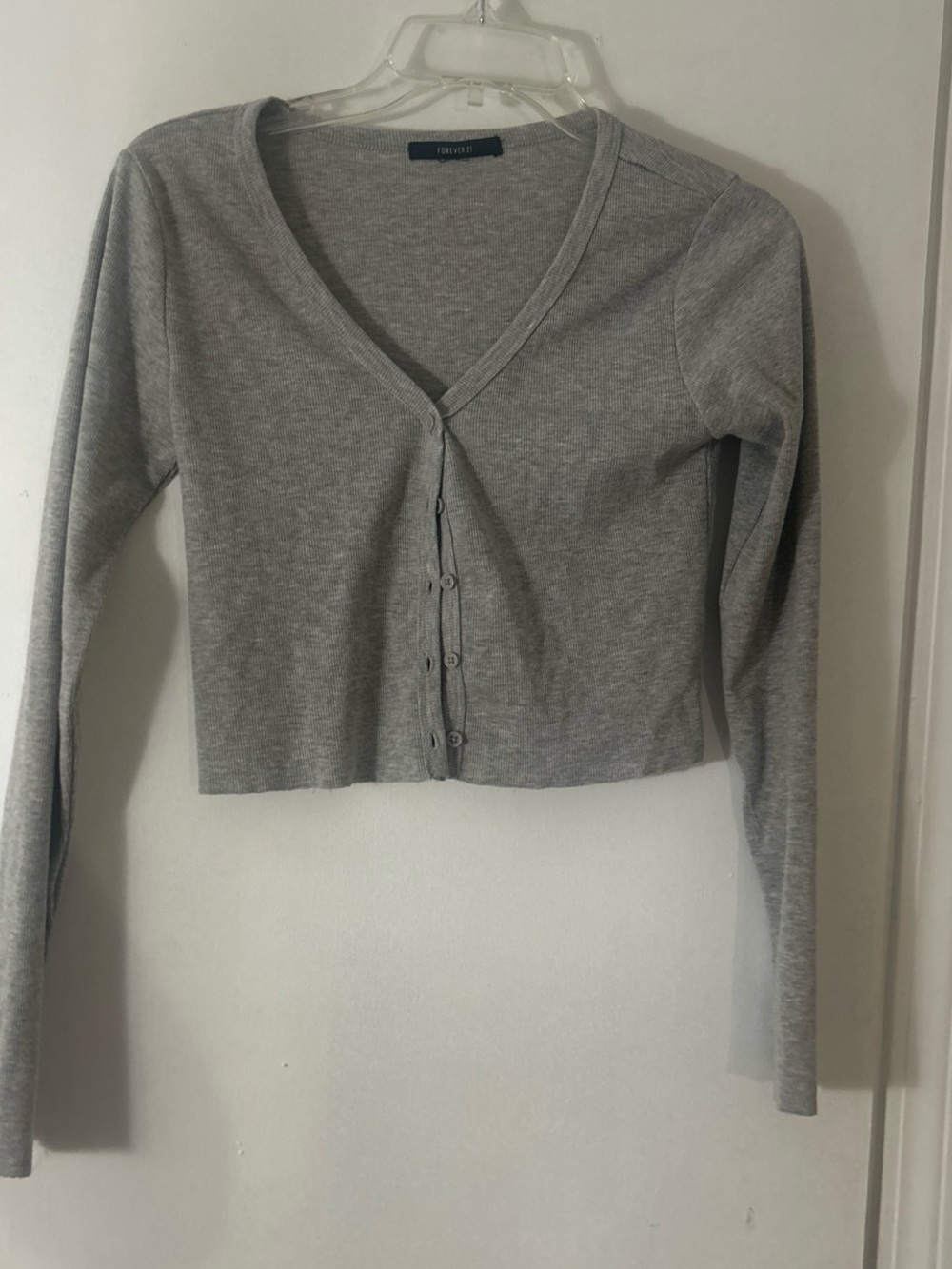 Forever 21 Light Gray Cropped V-Neck Button-Up Cardigan